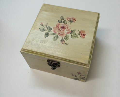 ساخت جعبه به کمک هنر دکوپاژ